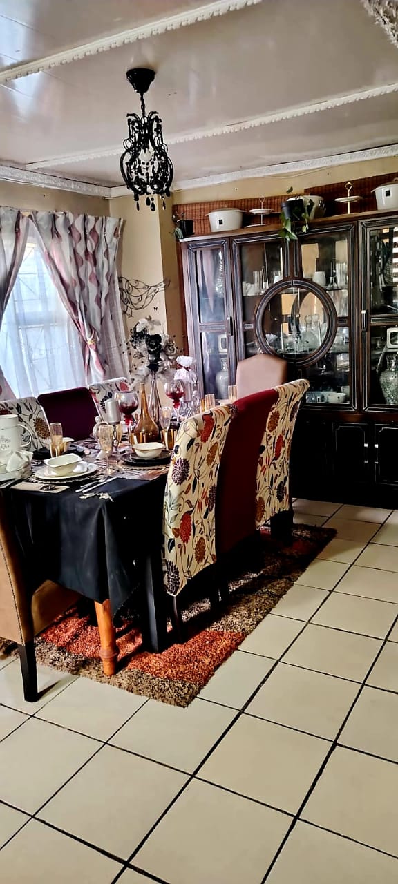 4 Bedroom Property for Sale in Amalinda Eastern Cape